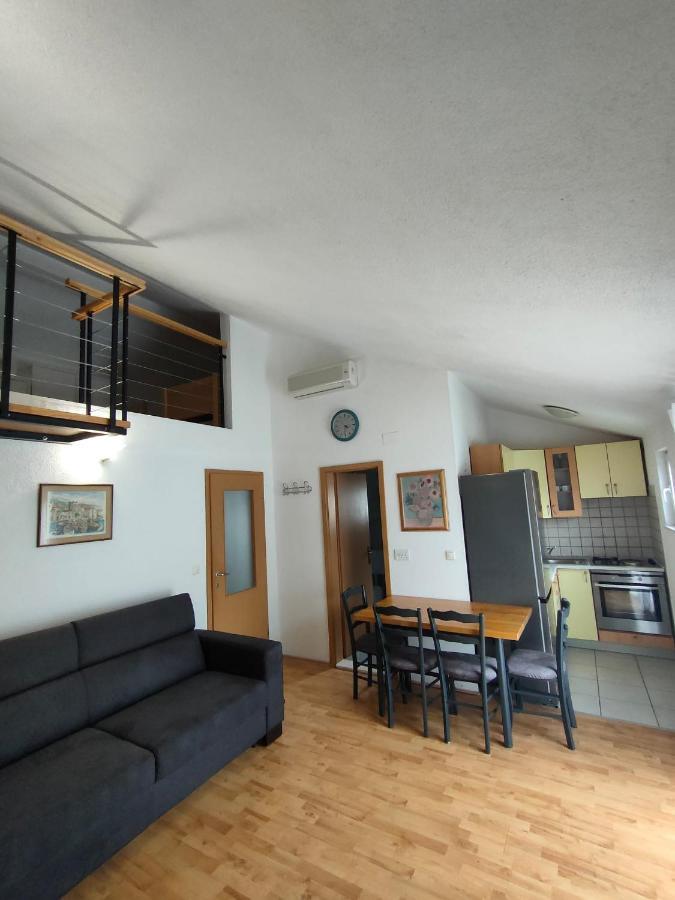 Baska Voda - Apartmani Vesna Екстериор снимка