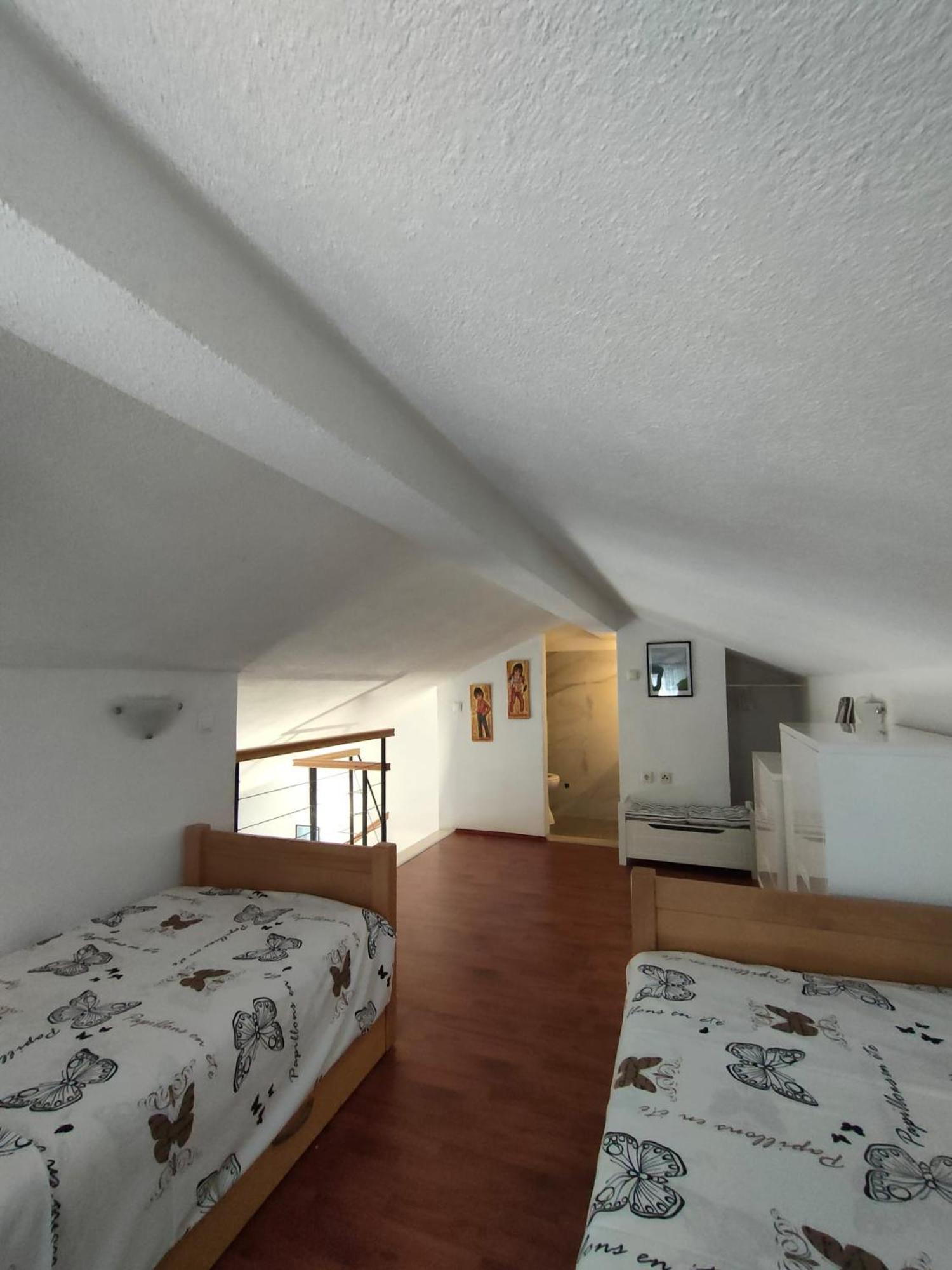 Baska Voda - Apartmani Vesna Стая снимка